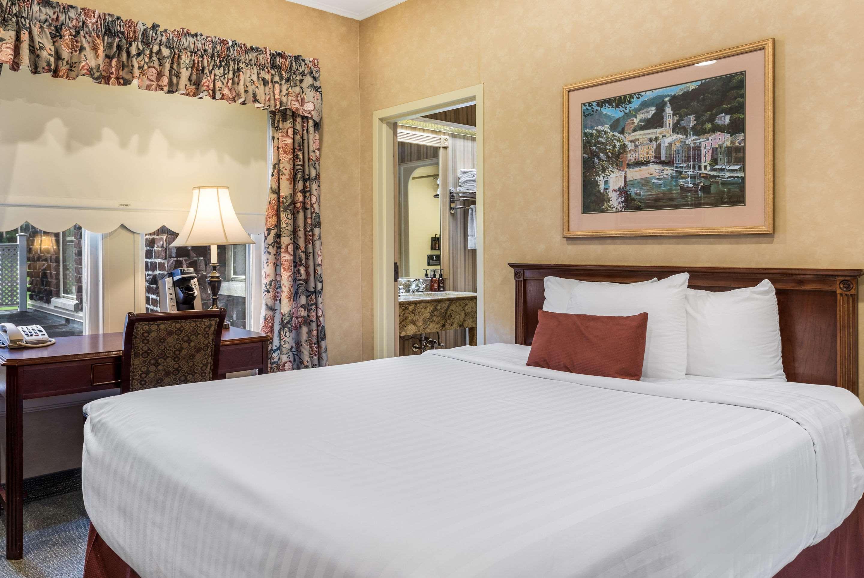 Traditions Hotel & Spa, Ascend Hotel Collection Johnson City Экстерьер фото