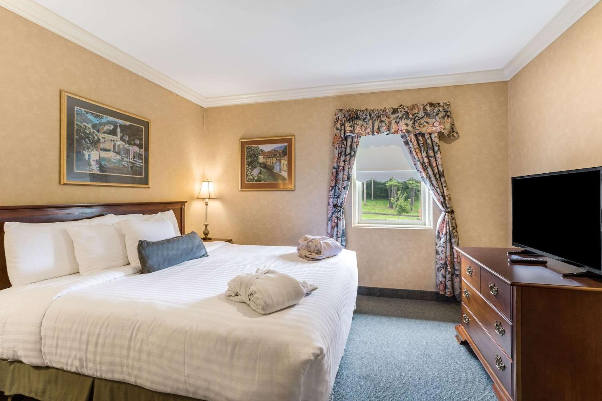 Traditions Hotel & Spa, Ascend Hotel Collection Johnson City Экстерьер фото
